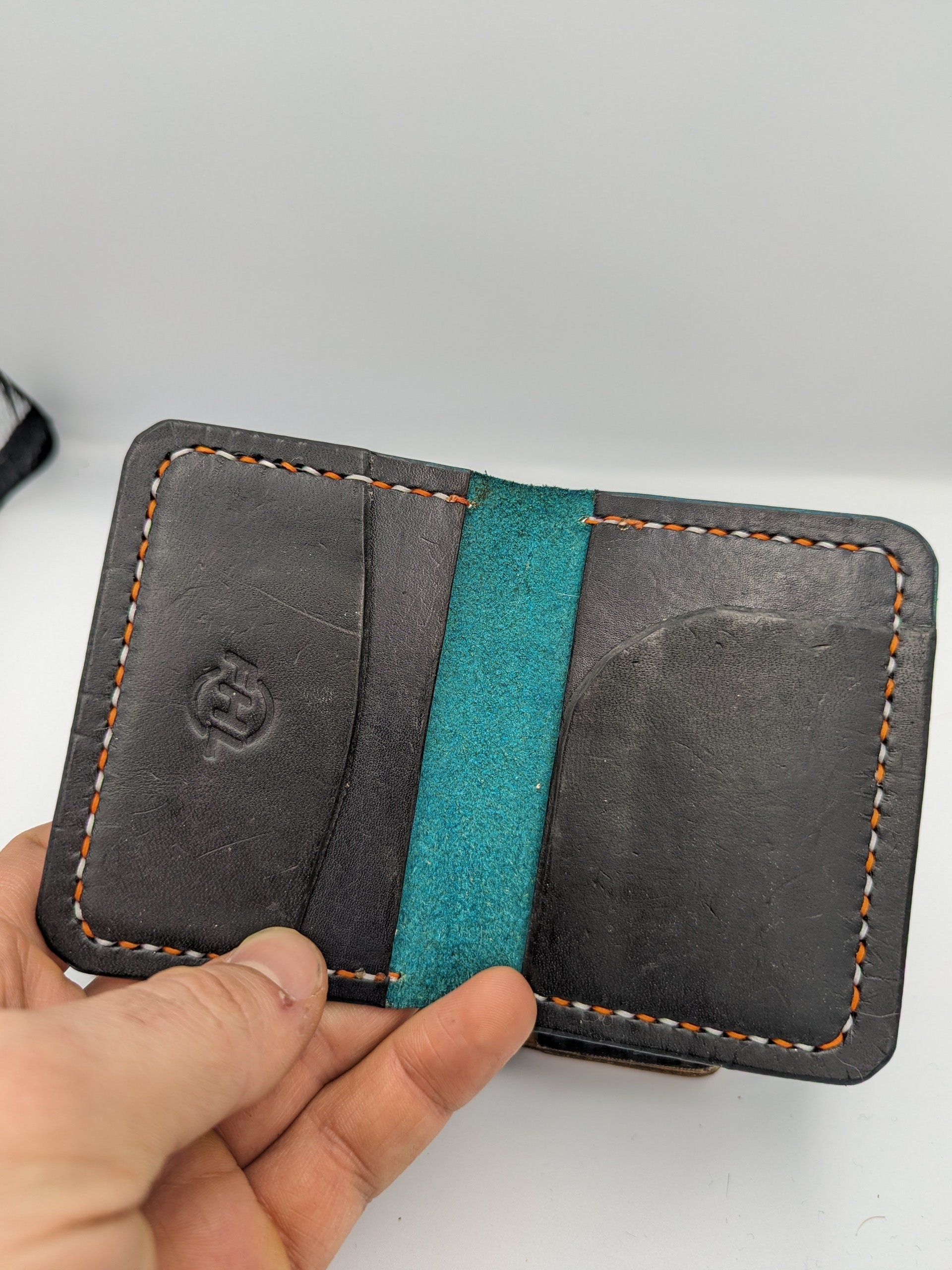 Slim Bi-fold | San Jose Sharks | Minimalist | Premium Vegtan | Hockey