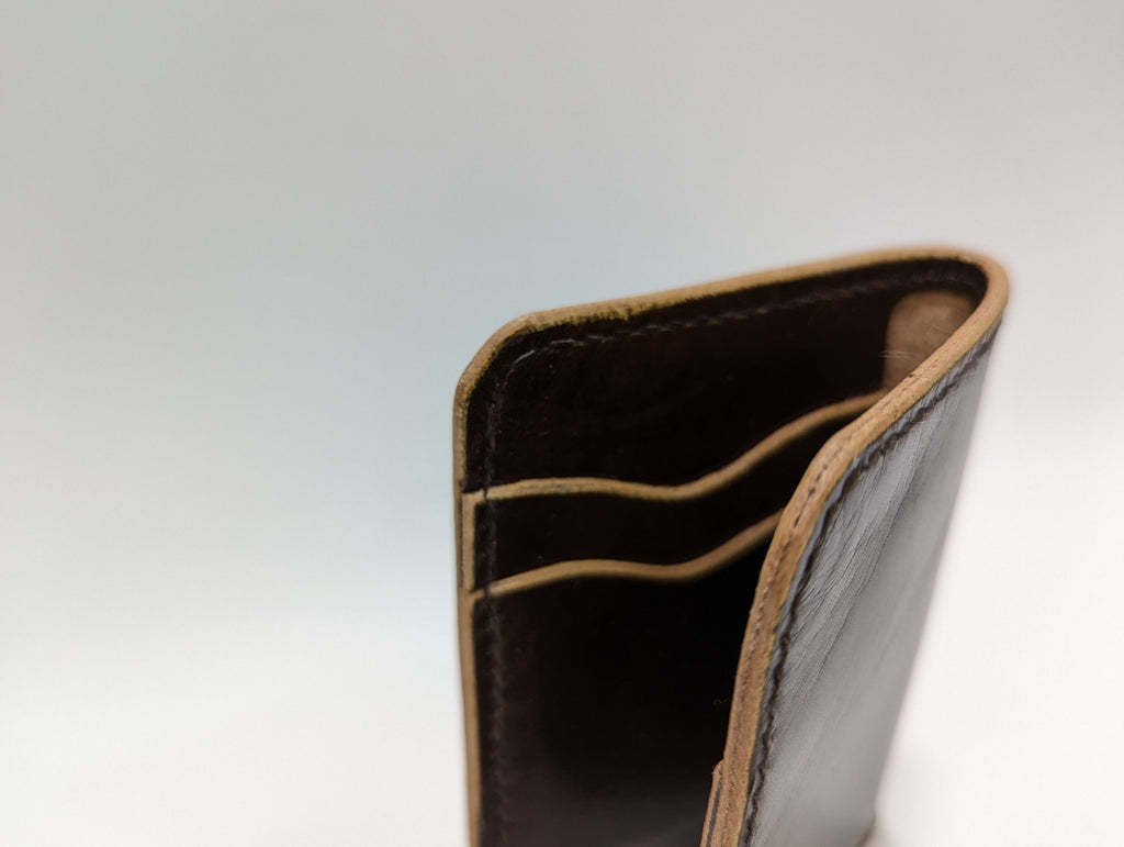 Mimialist Vertical Bifold Wallet | Slim Design | Premium Glossy Brown Veg-tan Leather