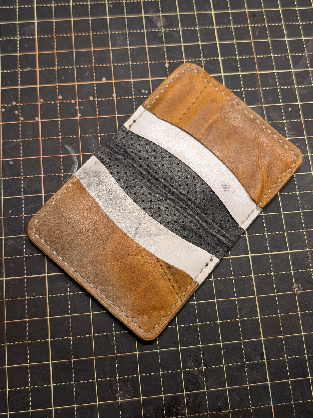 The Starter Bifold - Vintage Cooper