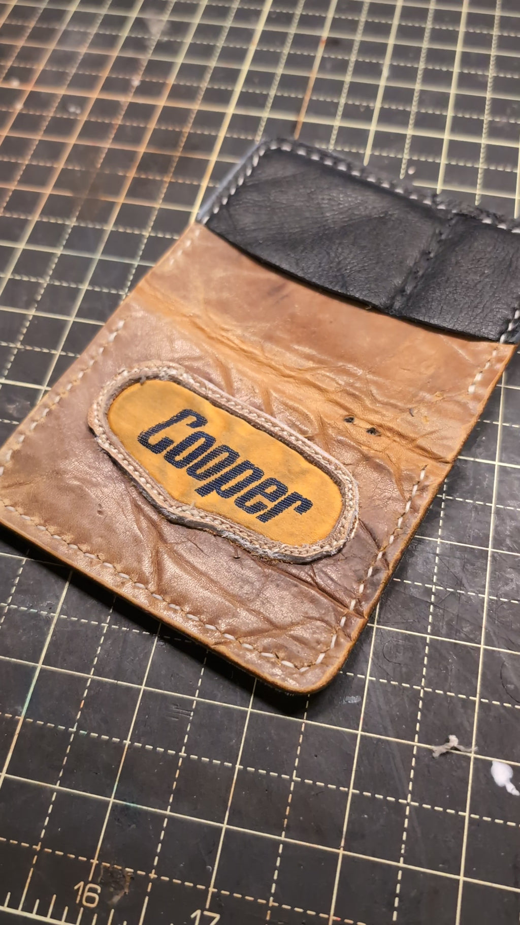 The Starter Bifold - Vintage Cooper