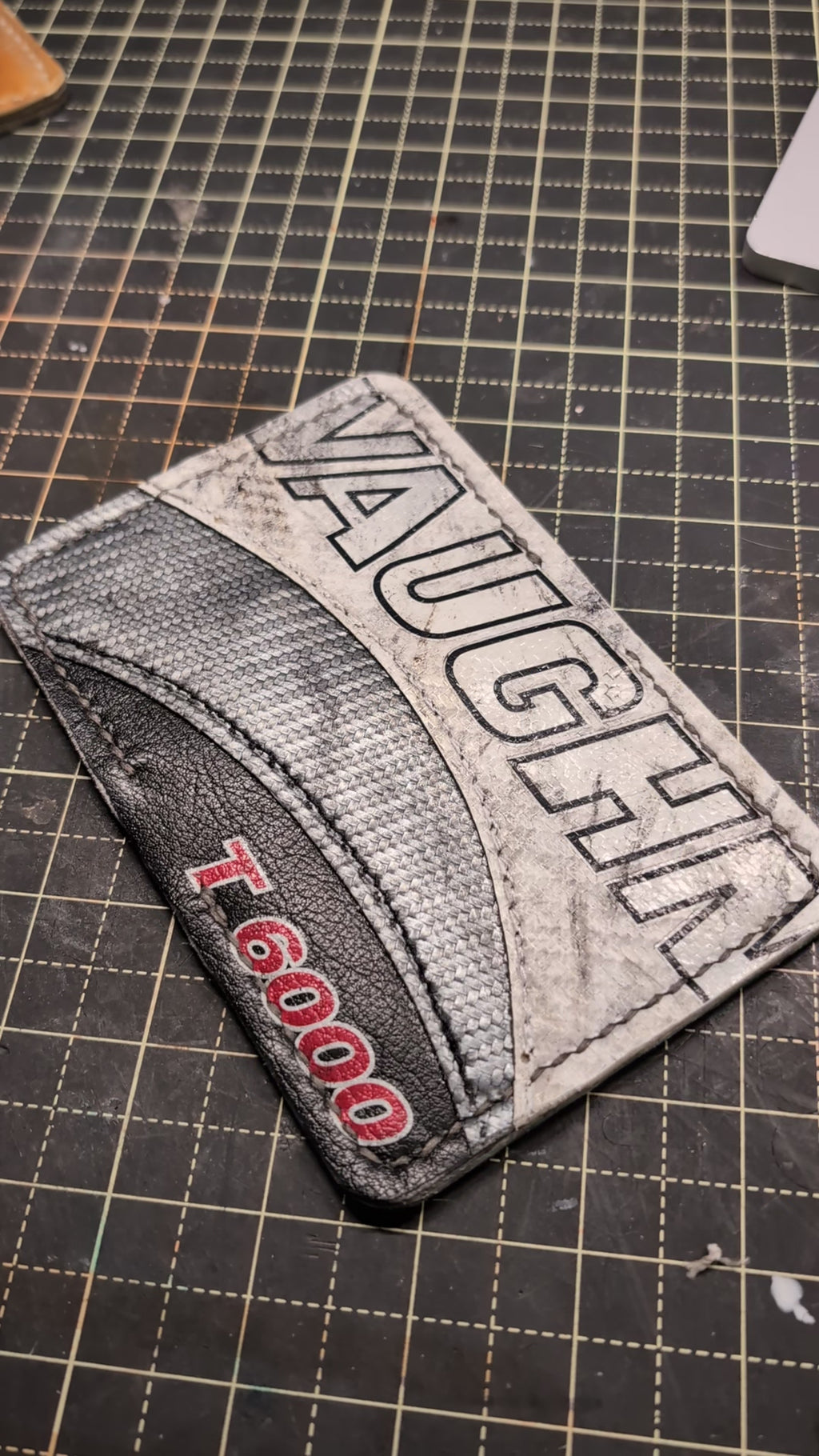 The Starter Bifold - Vaughn T6000