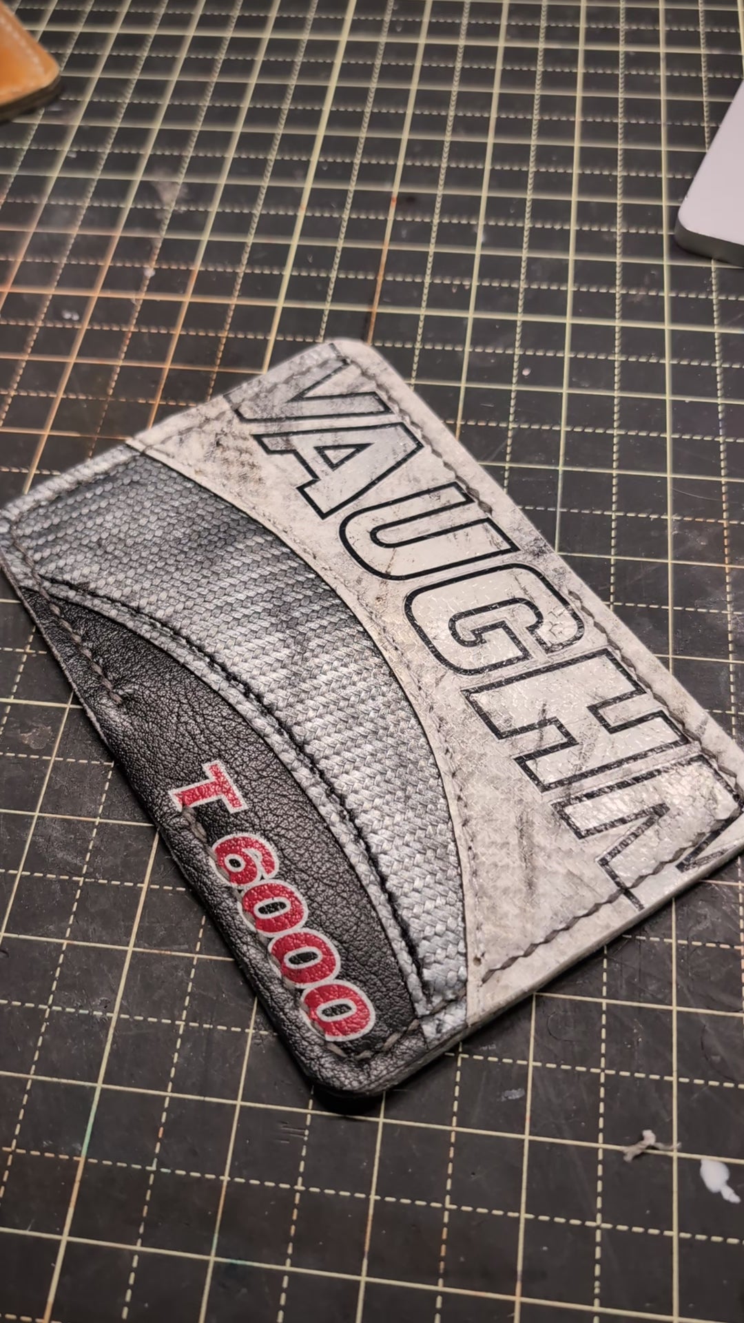 The Starter Bifold - Vaughn T6000